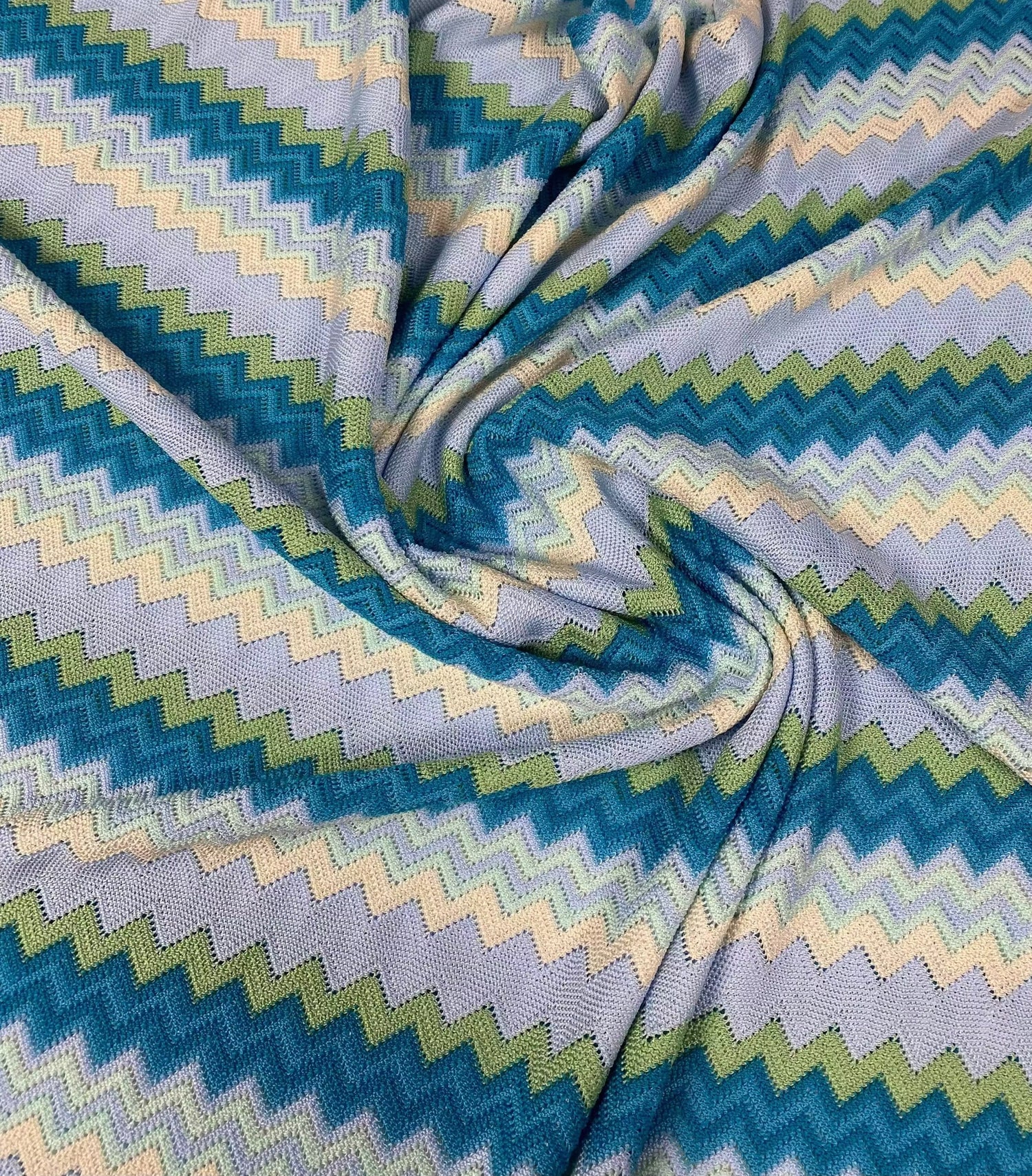 Blue-white zigzag pattern woven mesh fabric for crafting and upholstery projects