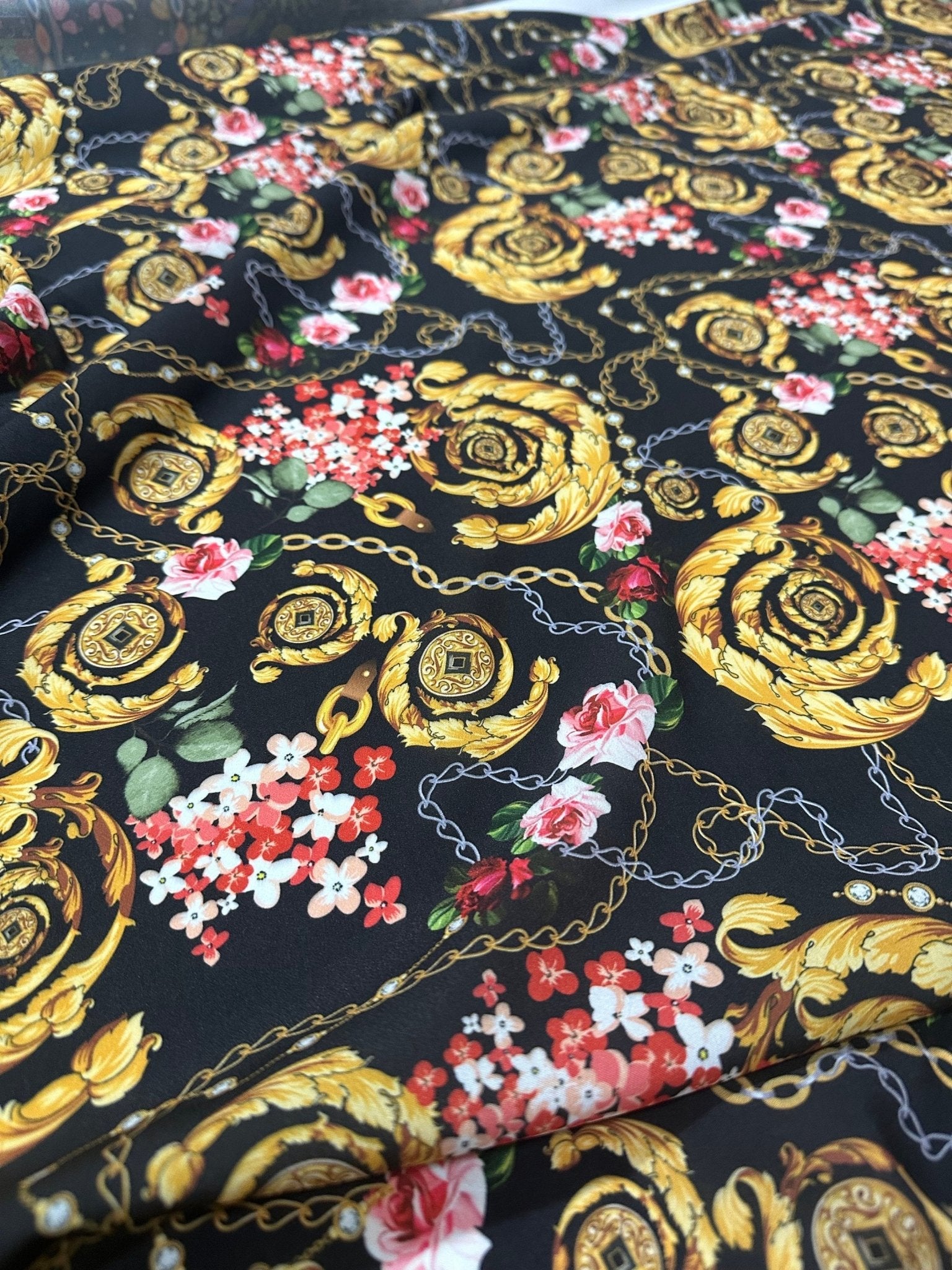 Baroque Pattern Fabric , Floral Chain Pattern Fabric By The Yard - Whotex Online Fabric Store