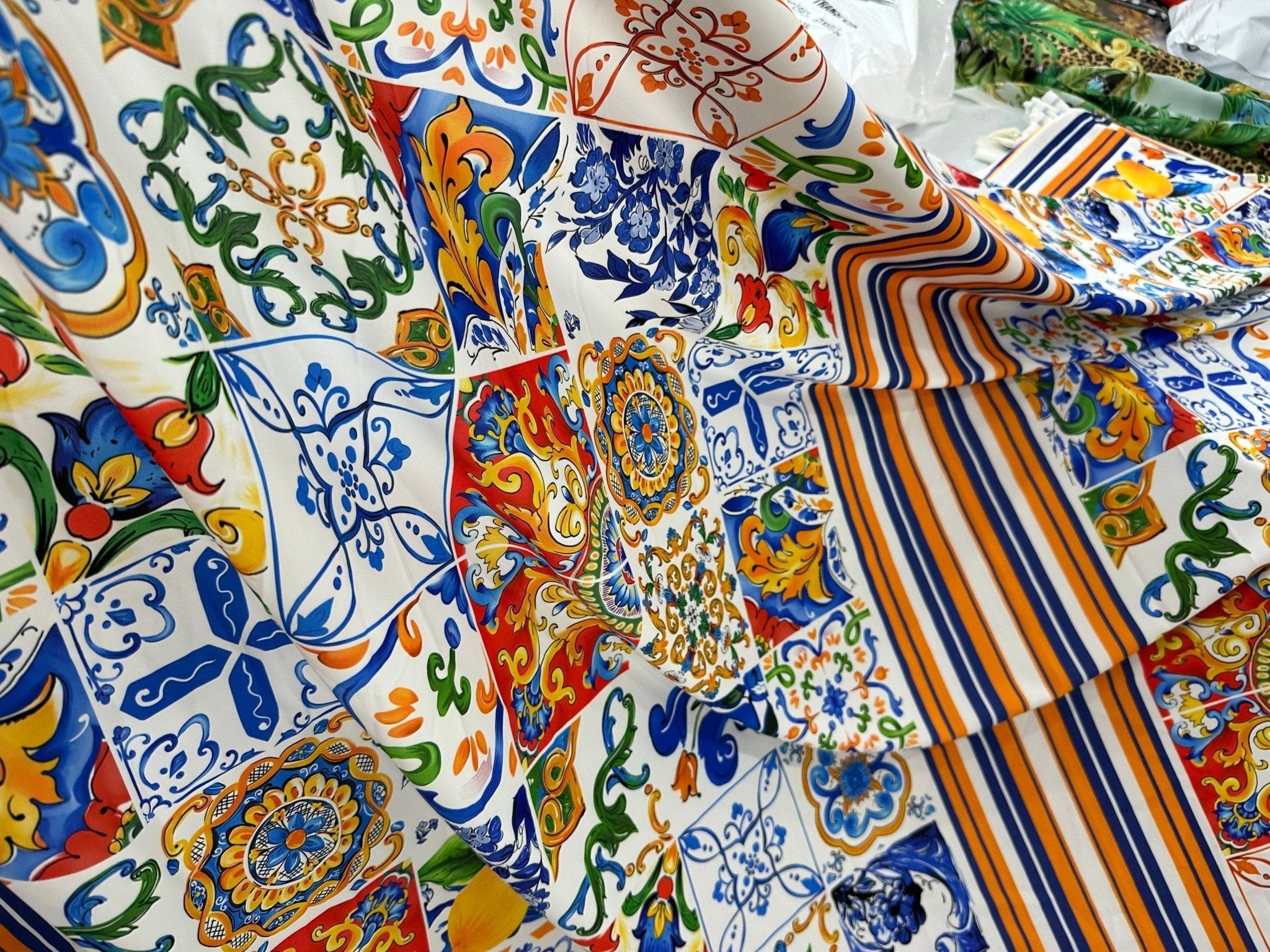 Coupon Fabric, Sicilian print Silky Crepe Fabric , Fabric by the yard, Panel Fabric 150*100cm // 1.64 * 1.09 yard - Whotex Online Fabric Store