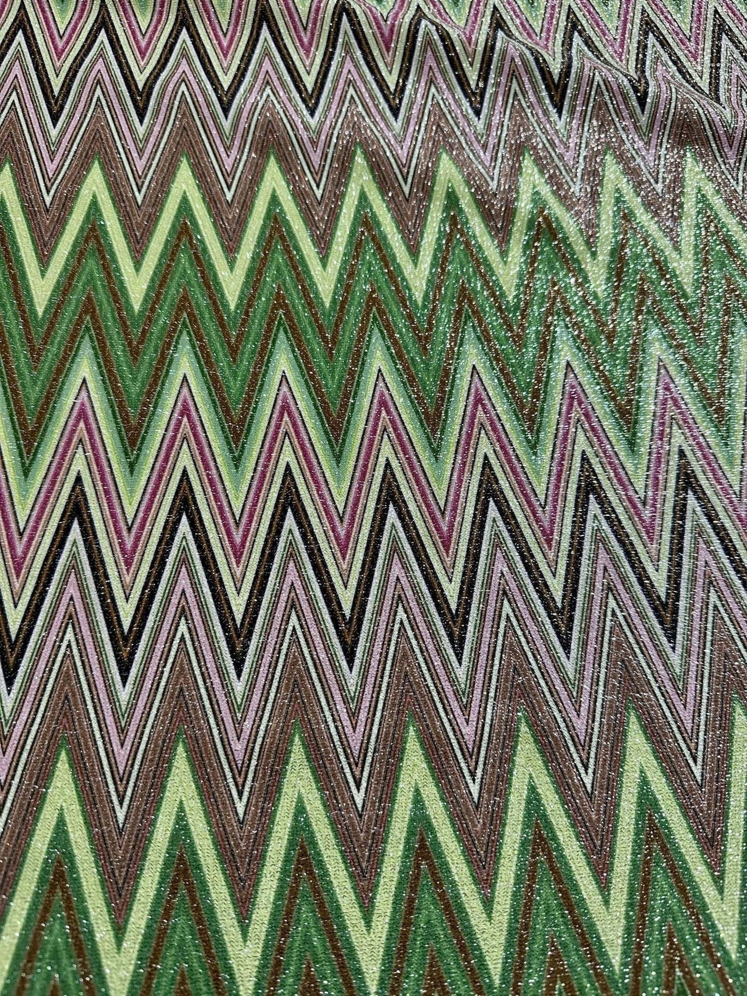 Green zigzag pattern fabric with shimmering lurex knit and 4-way stretch texture