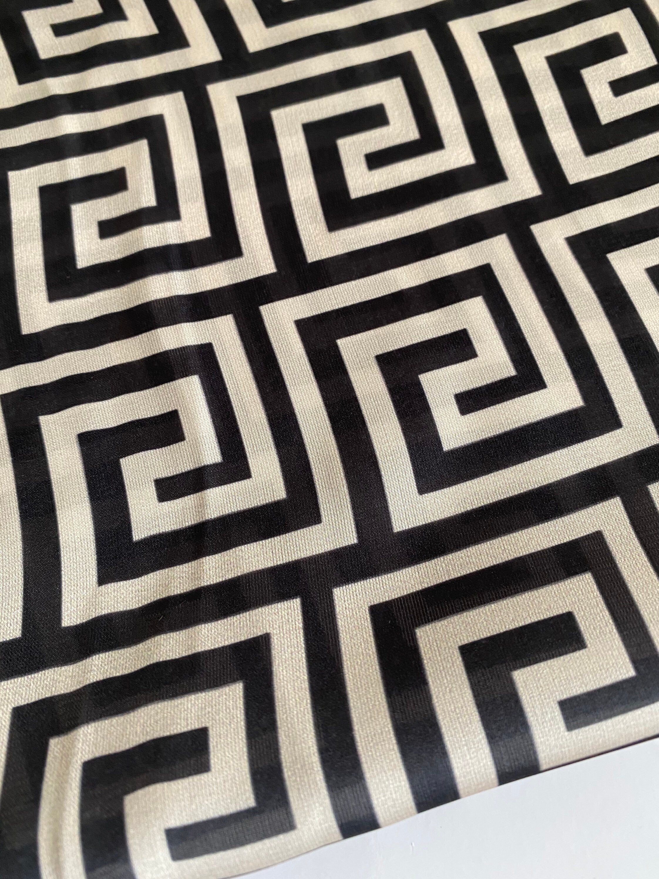 Tela con diseño de clave griega: material artesanal para tapicería en blanco y negro