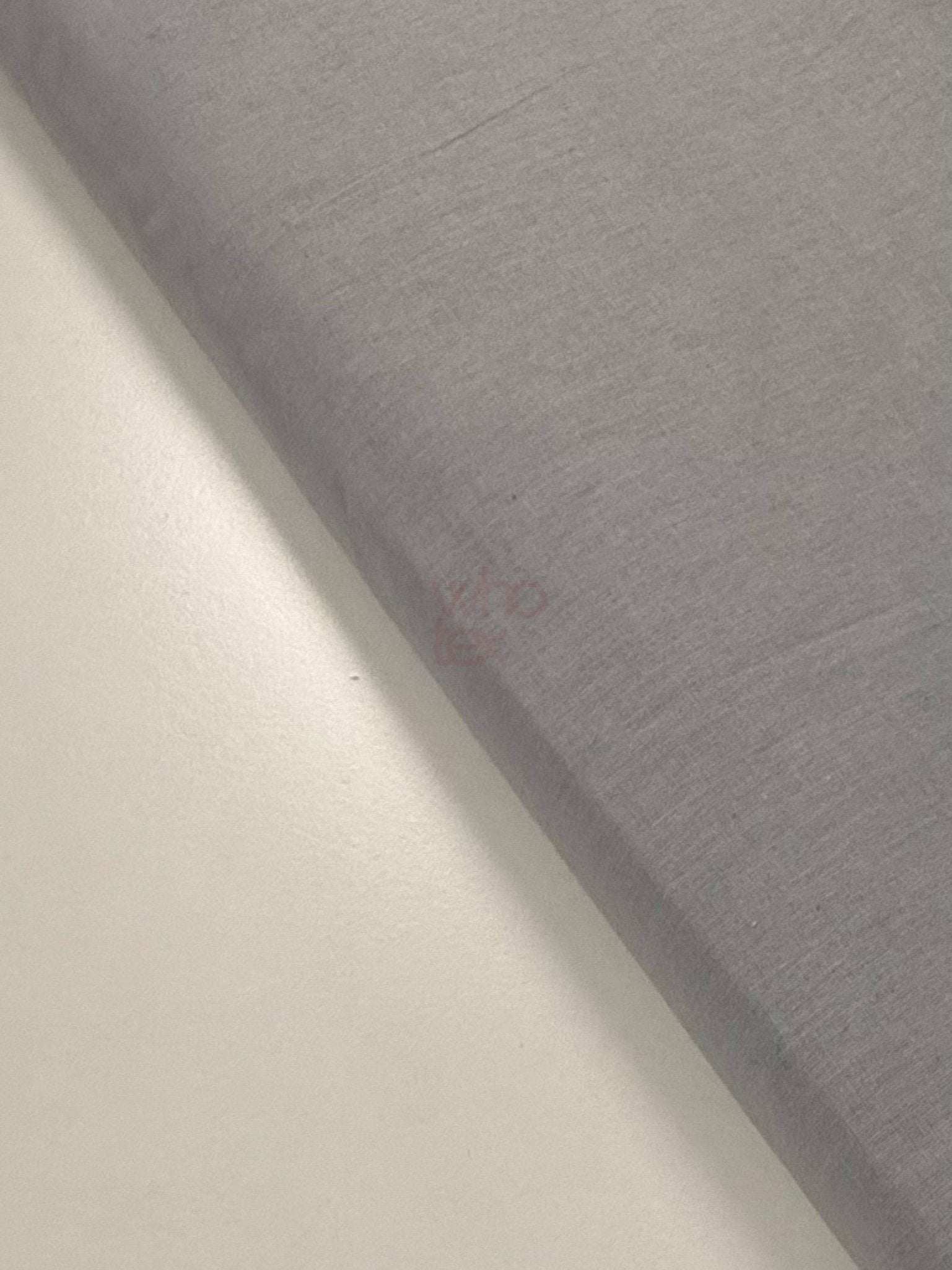 Light gray poplin fabric roll, 100% cotton, 240 cm width, suitable for bedding and clothing.
