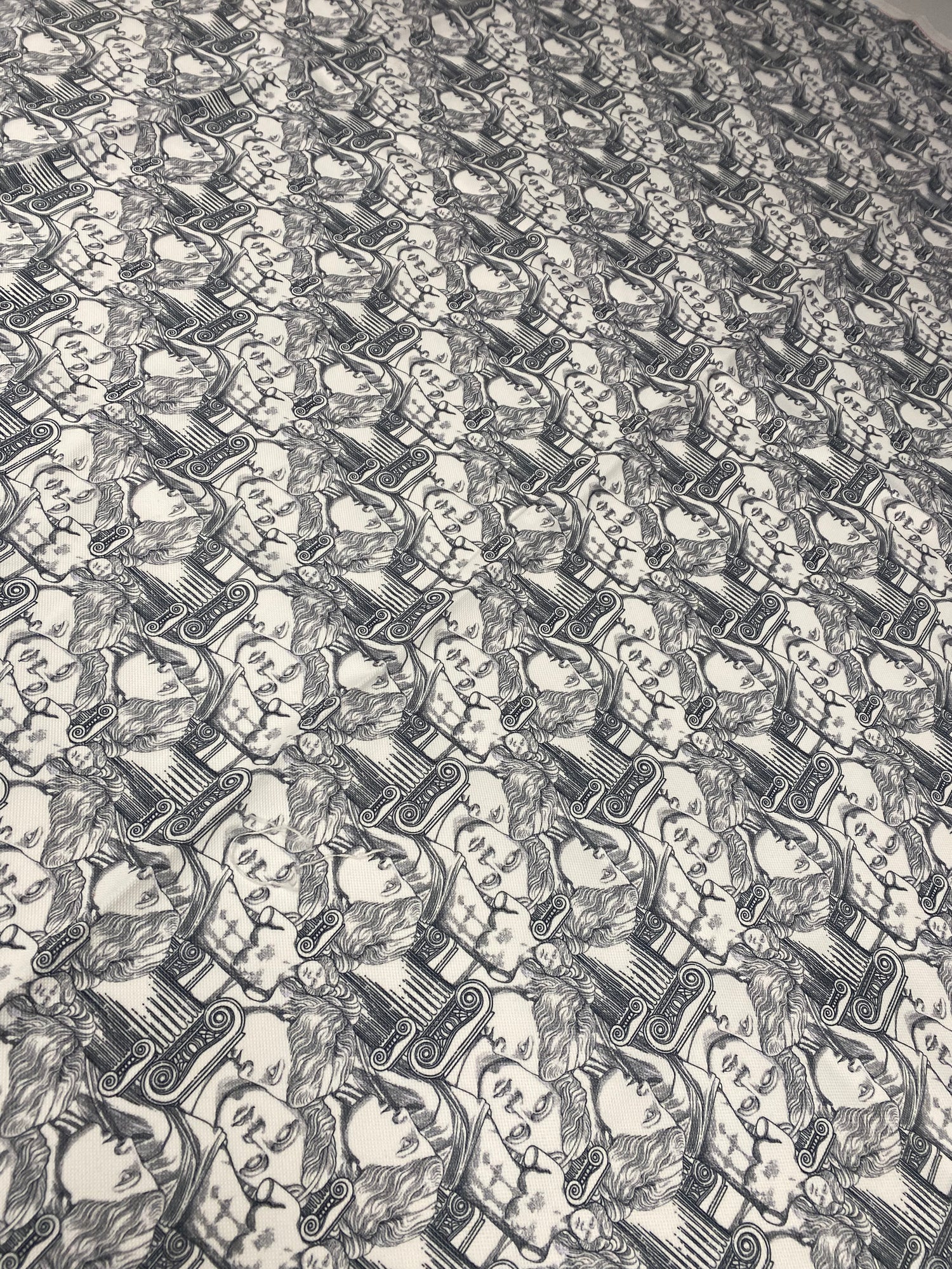 Yunan Heykel Designi Upholstery Fabric for Elegant Home Décor