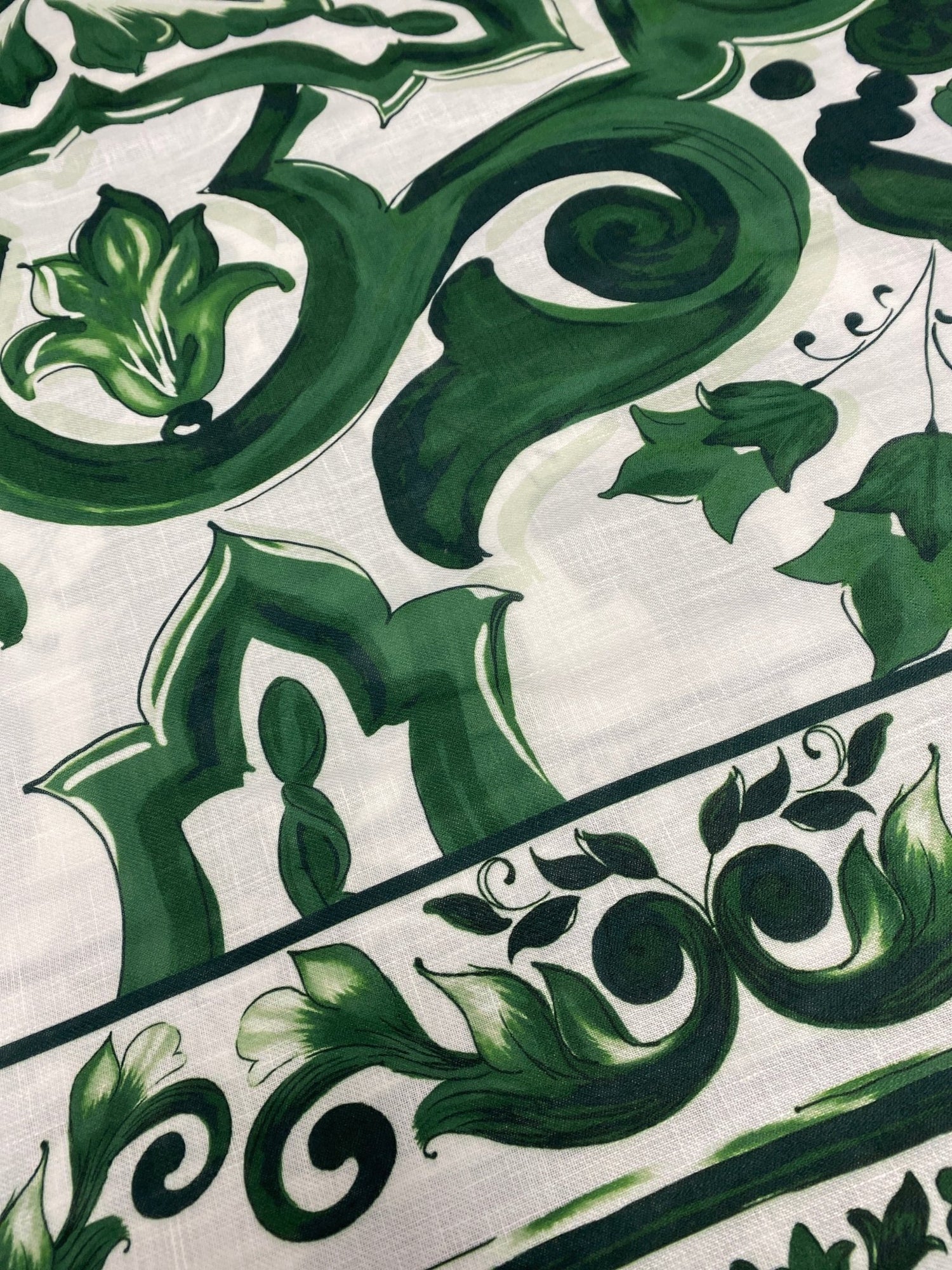 Barok Floral Pattern Linen Fabric for Elegant Home Decor - Whotex Online Fabric Store
