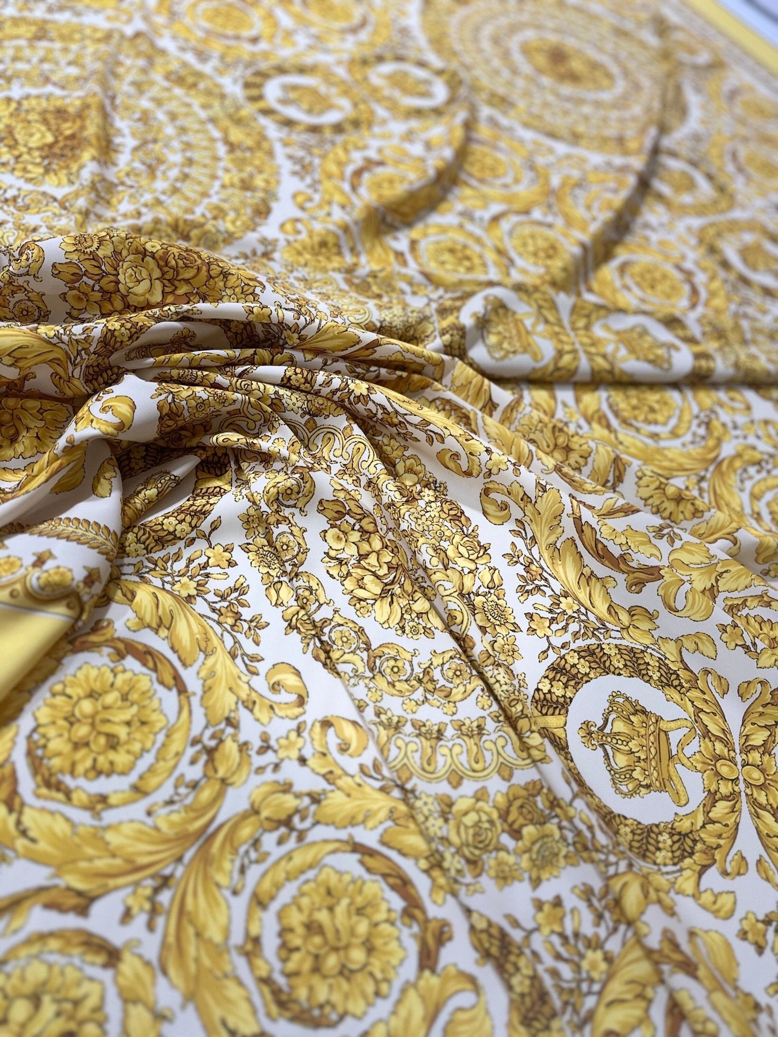 Baroque Pattern Fabric, Gold White Color Fabric By The Yard - Whotex Online Fabric Store