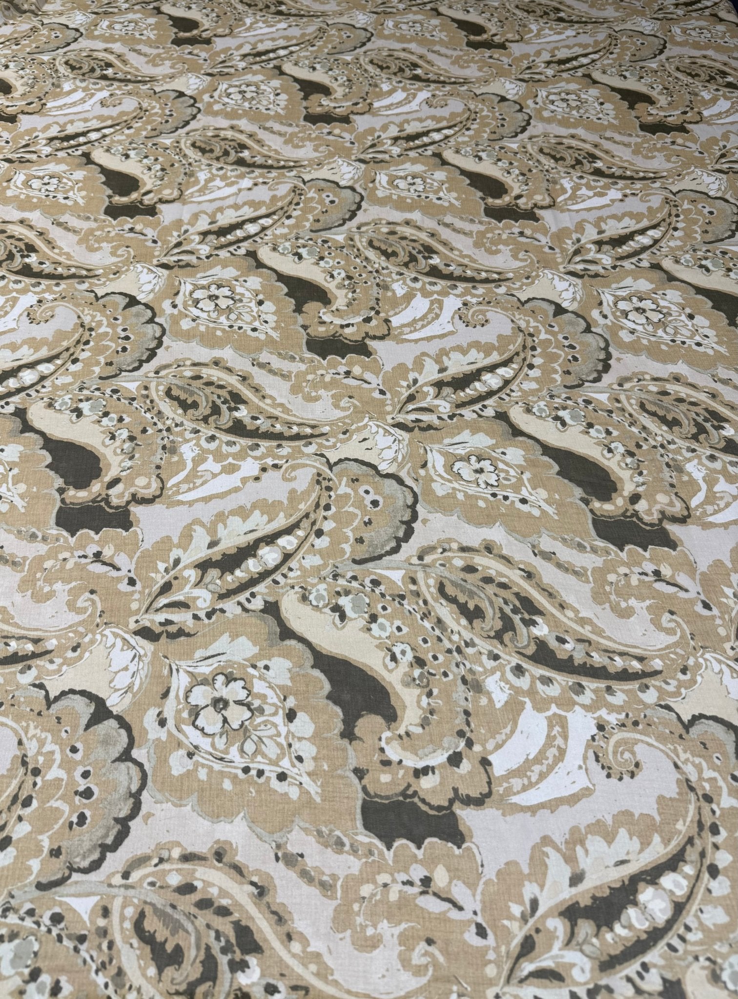 Beige Paisley Pattern Fabric – Elegant Dress & Craft Textile - Whotex Fabrics London
