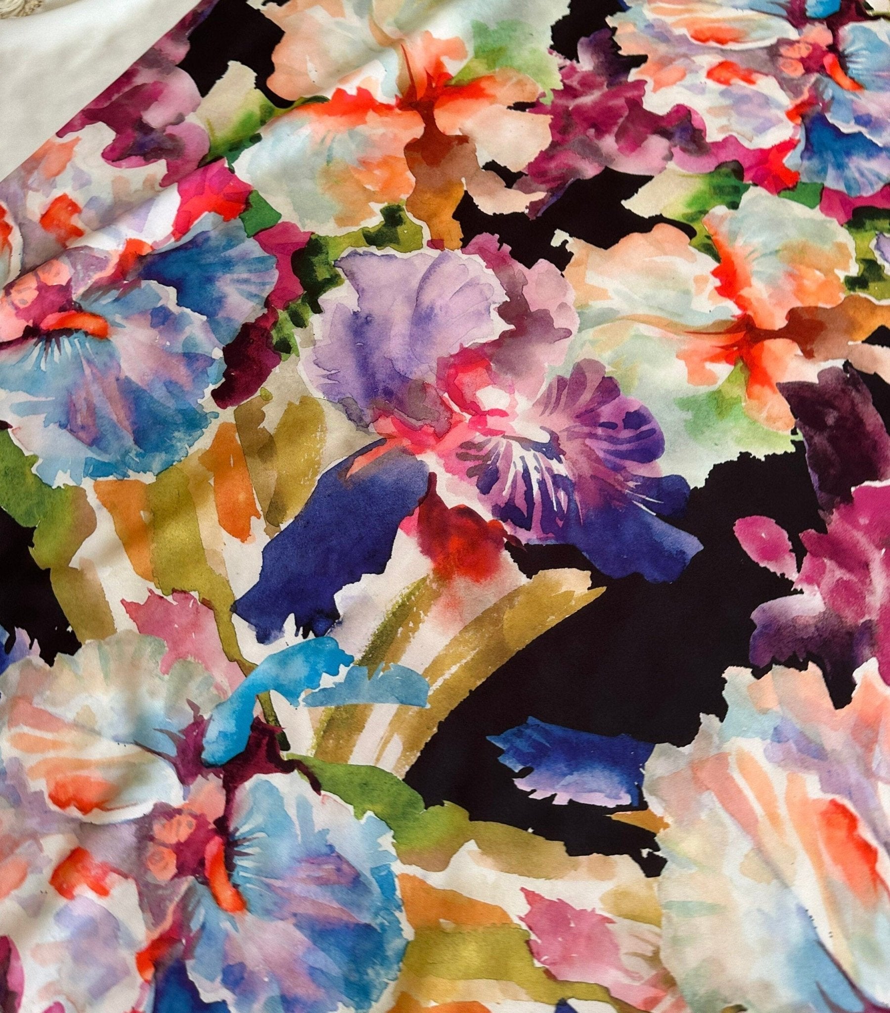 Big Floral Pattern Fabric, Watercolor Floral Pattern Crepe Fabric - Whotex Online Fabric Store