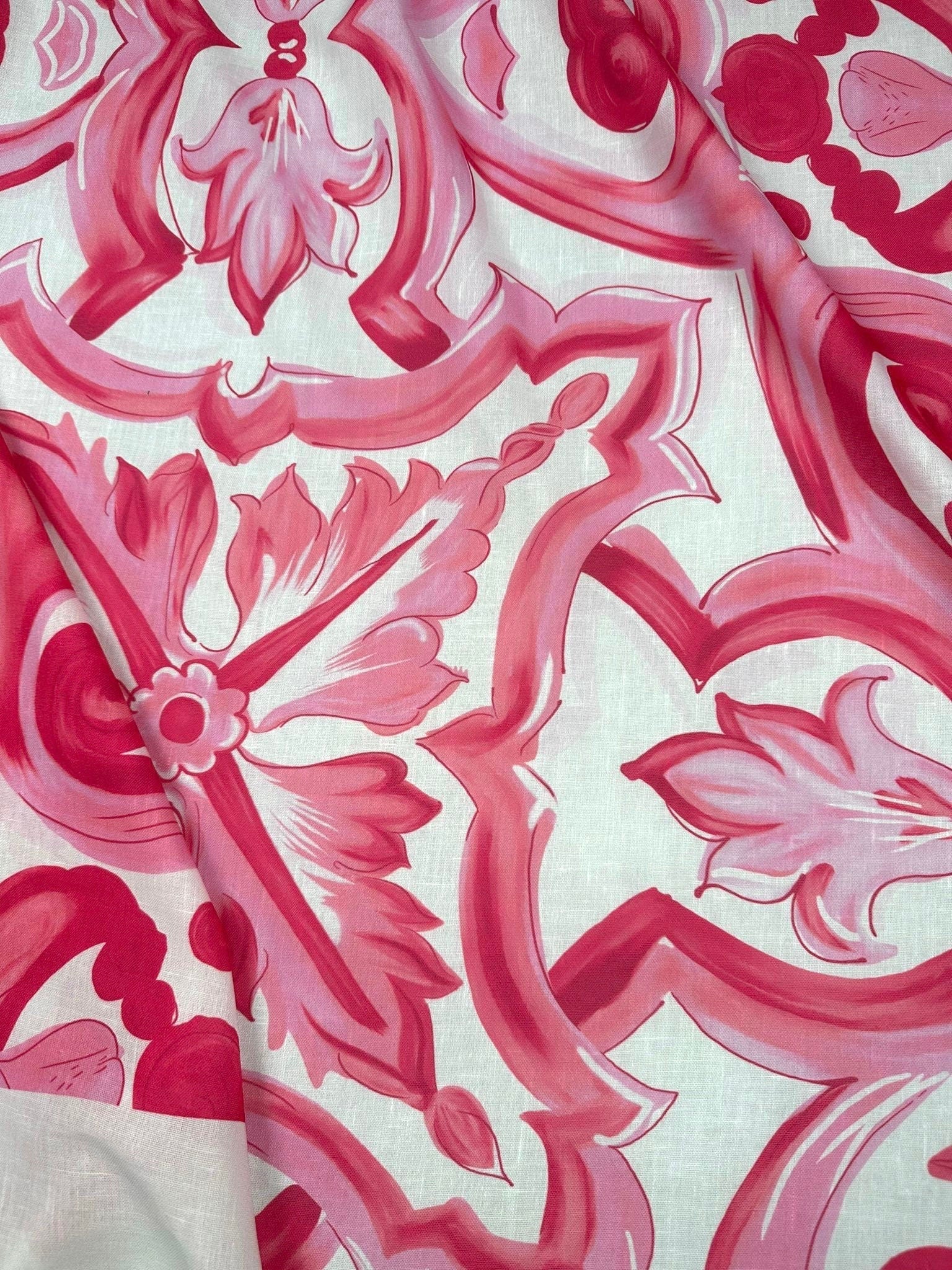 Big Majolica Pattern Linen Fabric, Pink and white fabric - Whotex