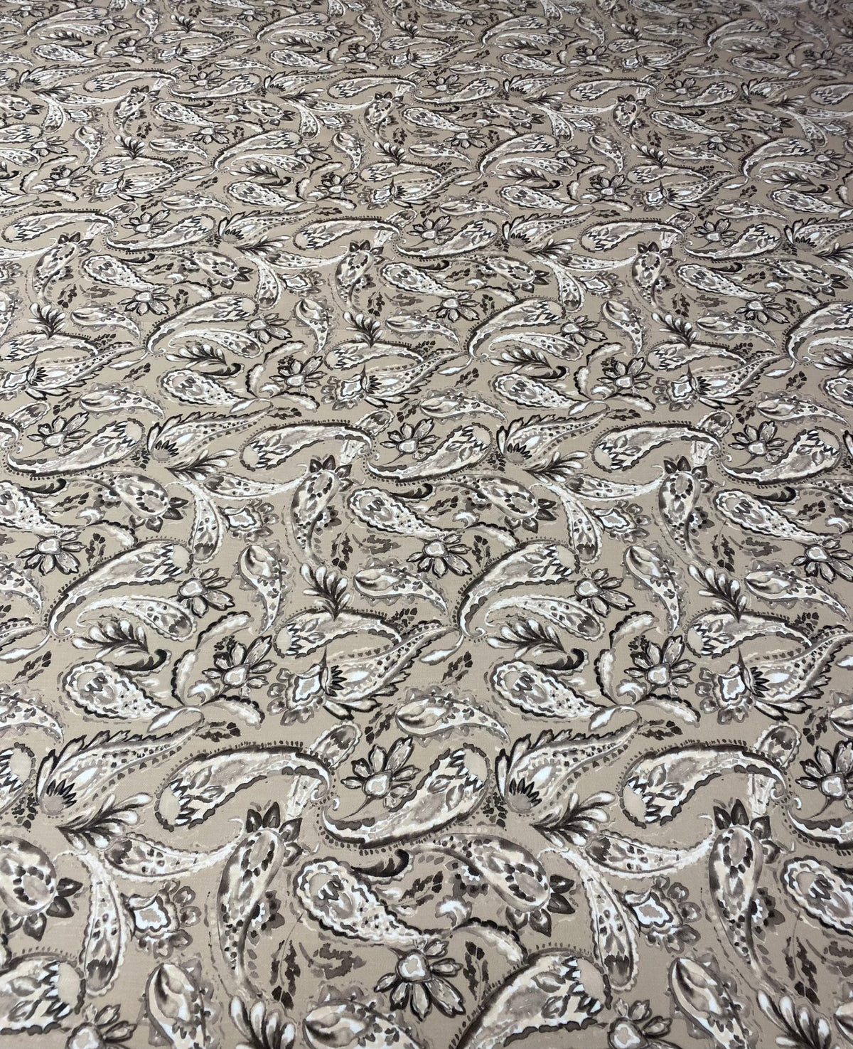Classic Paisley Linen Fabric by the Metre - Whotex Fabrics London