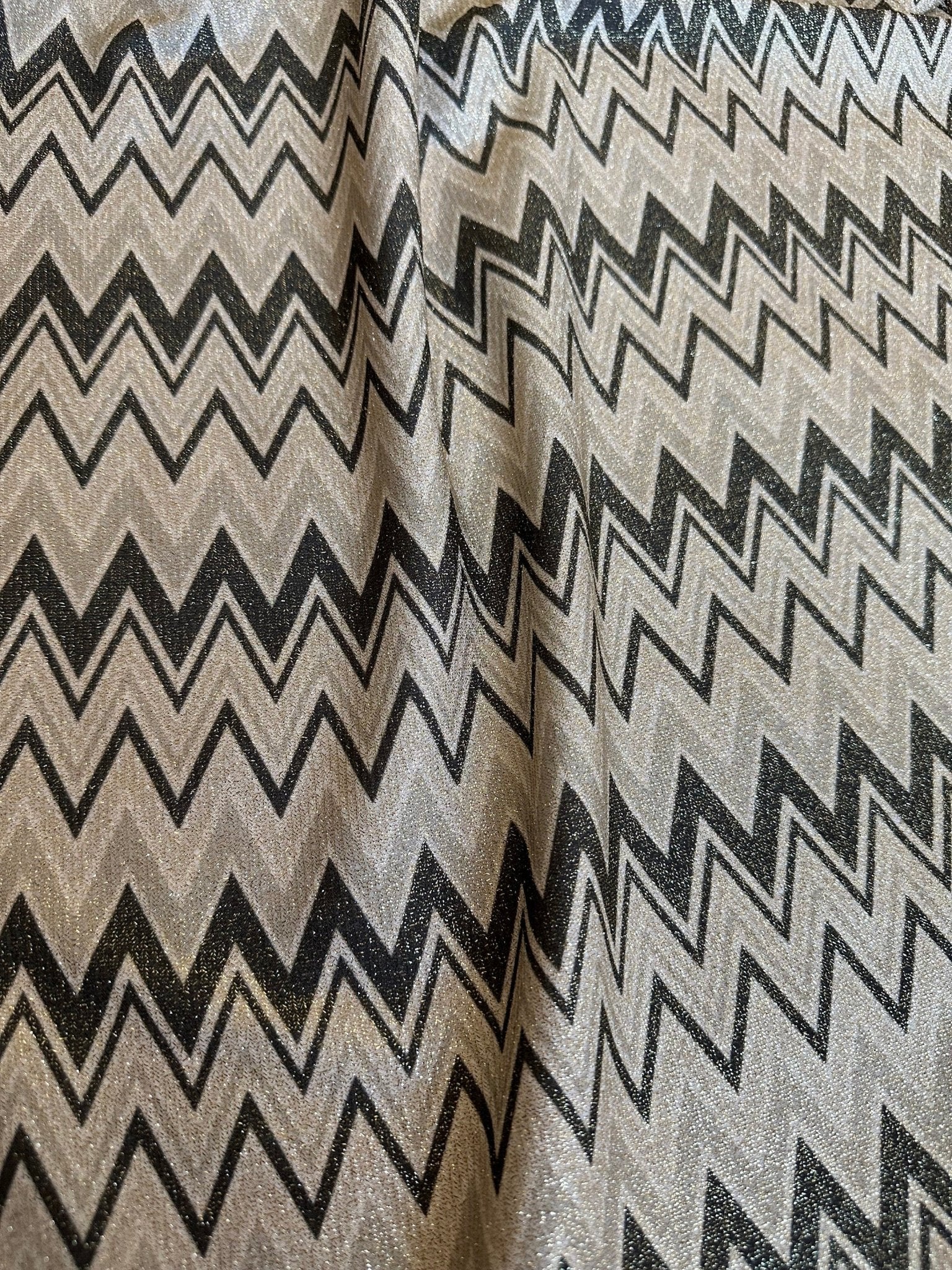 Gold Lurex Fabric, Glitter Knited 4 - way strecth Fabric, Black Gray Zigzag Pattern Fabric - Whotex