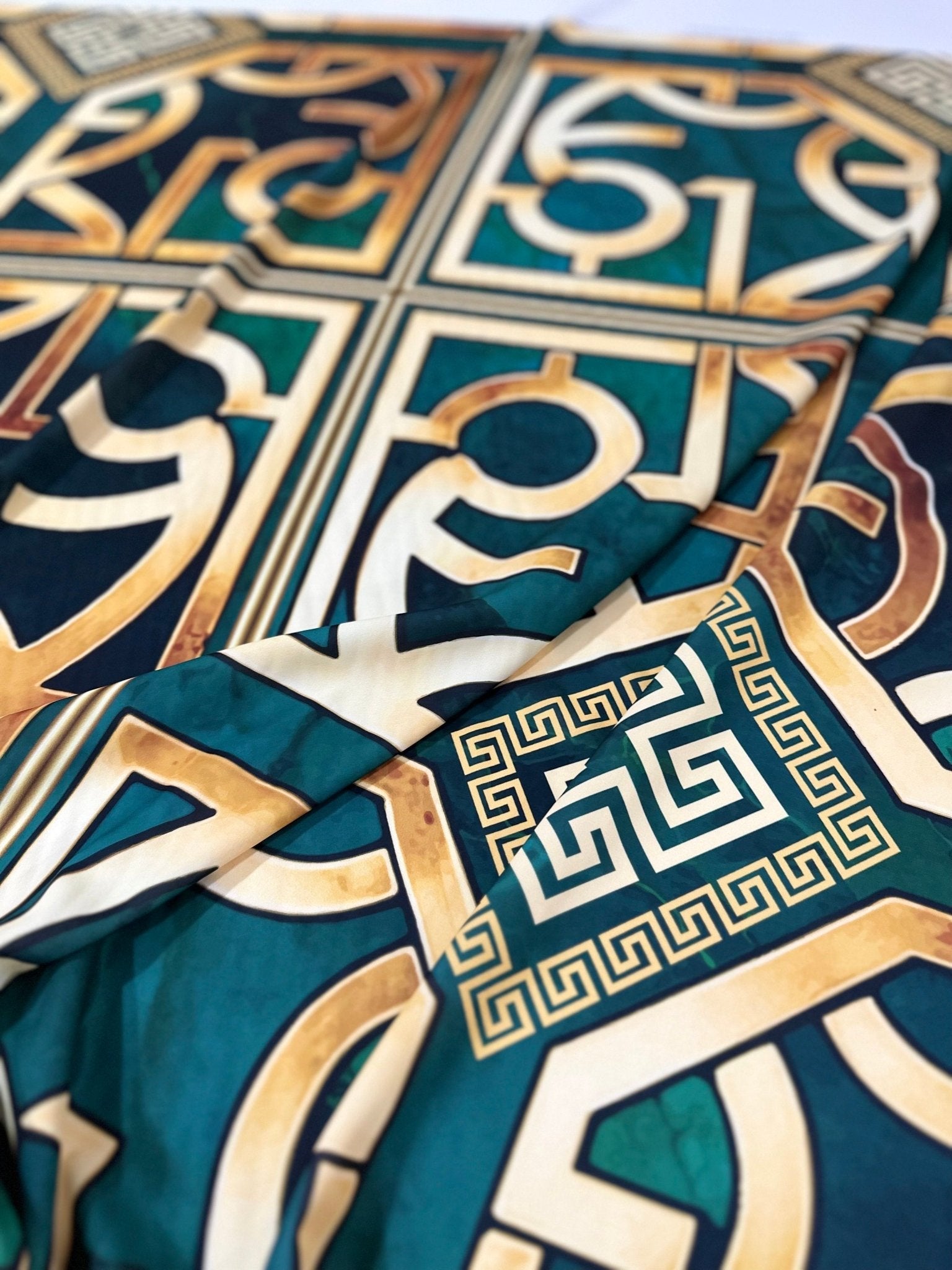 Green gold Crepe Silky Fabric, Greek Key Pattern Fabric , , Chain pattern - Whotex