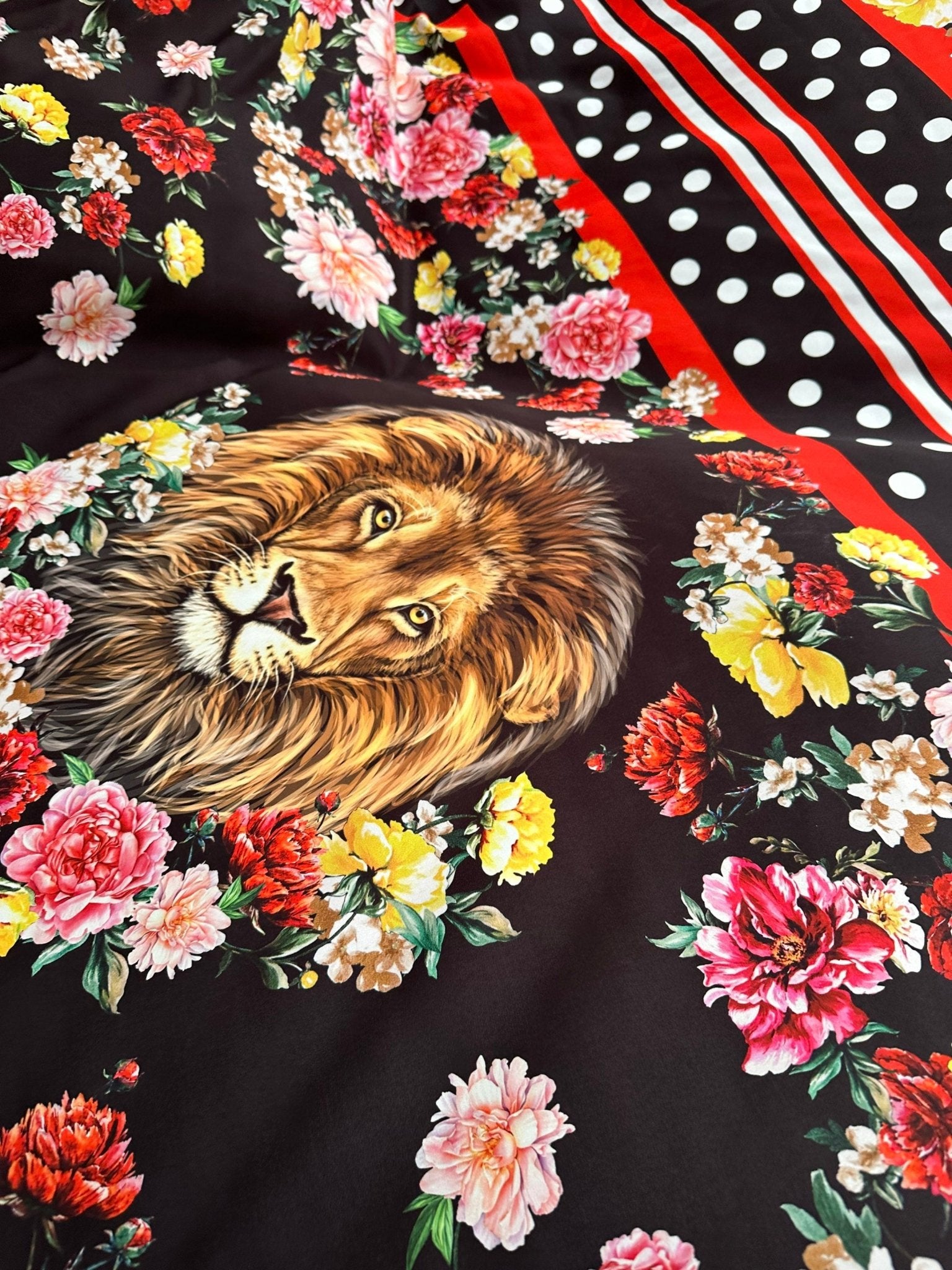 Leon Print Fabric, Floral Pattern Fabric, Desing Fabric By The Yard - Whotex Online Fabric Store