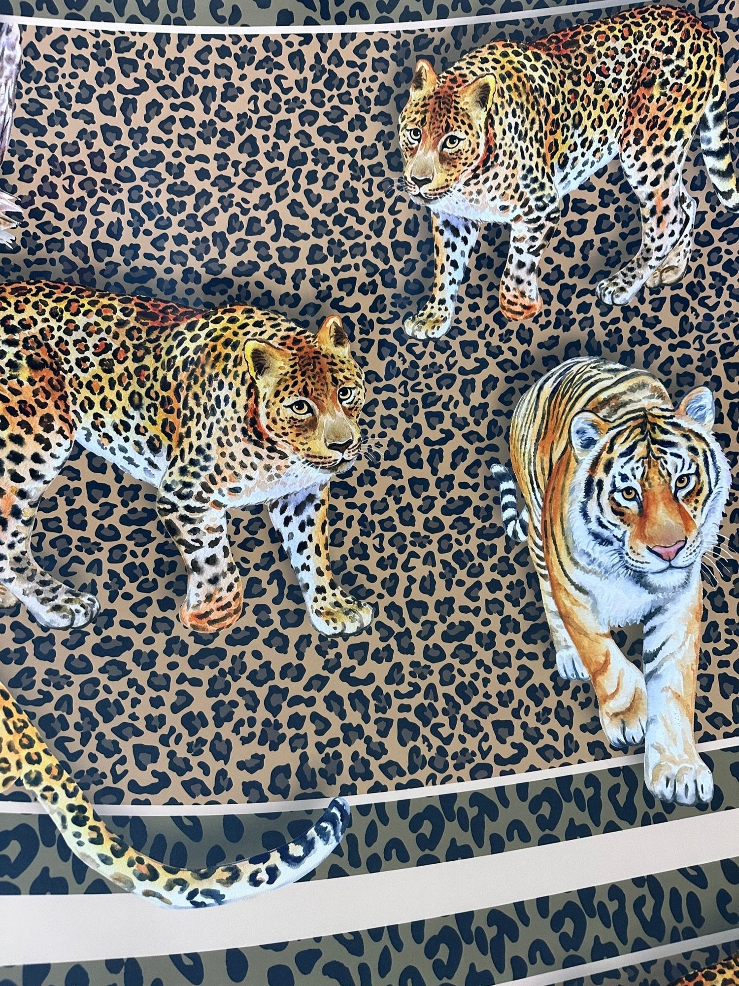 Leopard pattern fabric, Exotic Animal Print Crepe Fabric , Fabric by the yard, Panel Fabric 150*100cm // 1.64 * 1.09 yard // 39,37*59.05 inc - Whotex Online Fabric Store