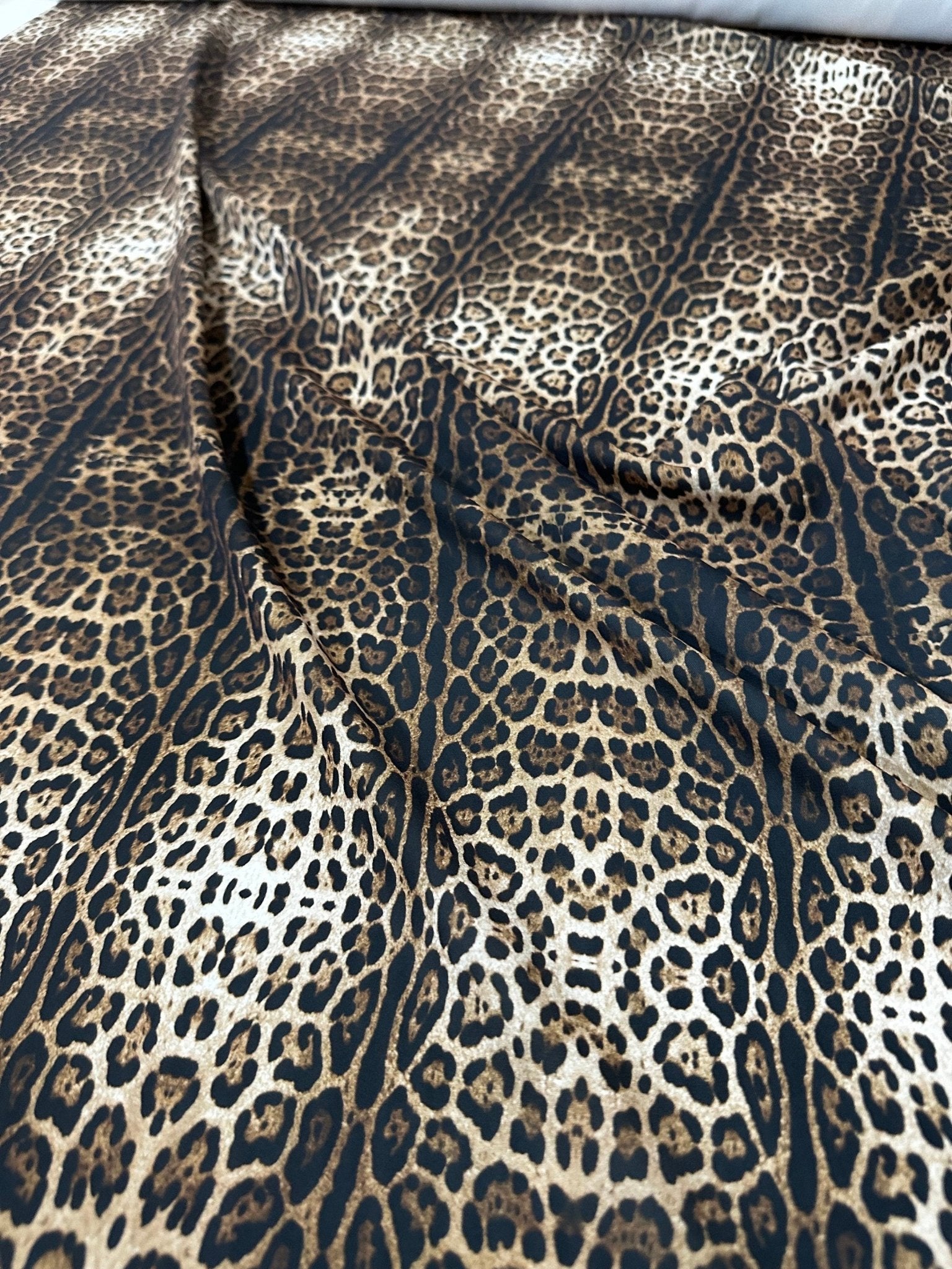 Leopard Pattern Silky Crepe - Whotex