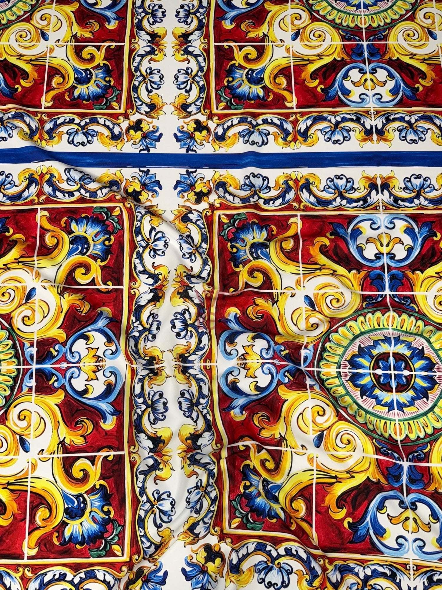 Majolica Pattern Fabric By The Yard, Luxury Design Fabric - Whotex Online Fabric Store