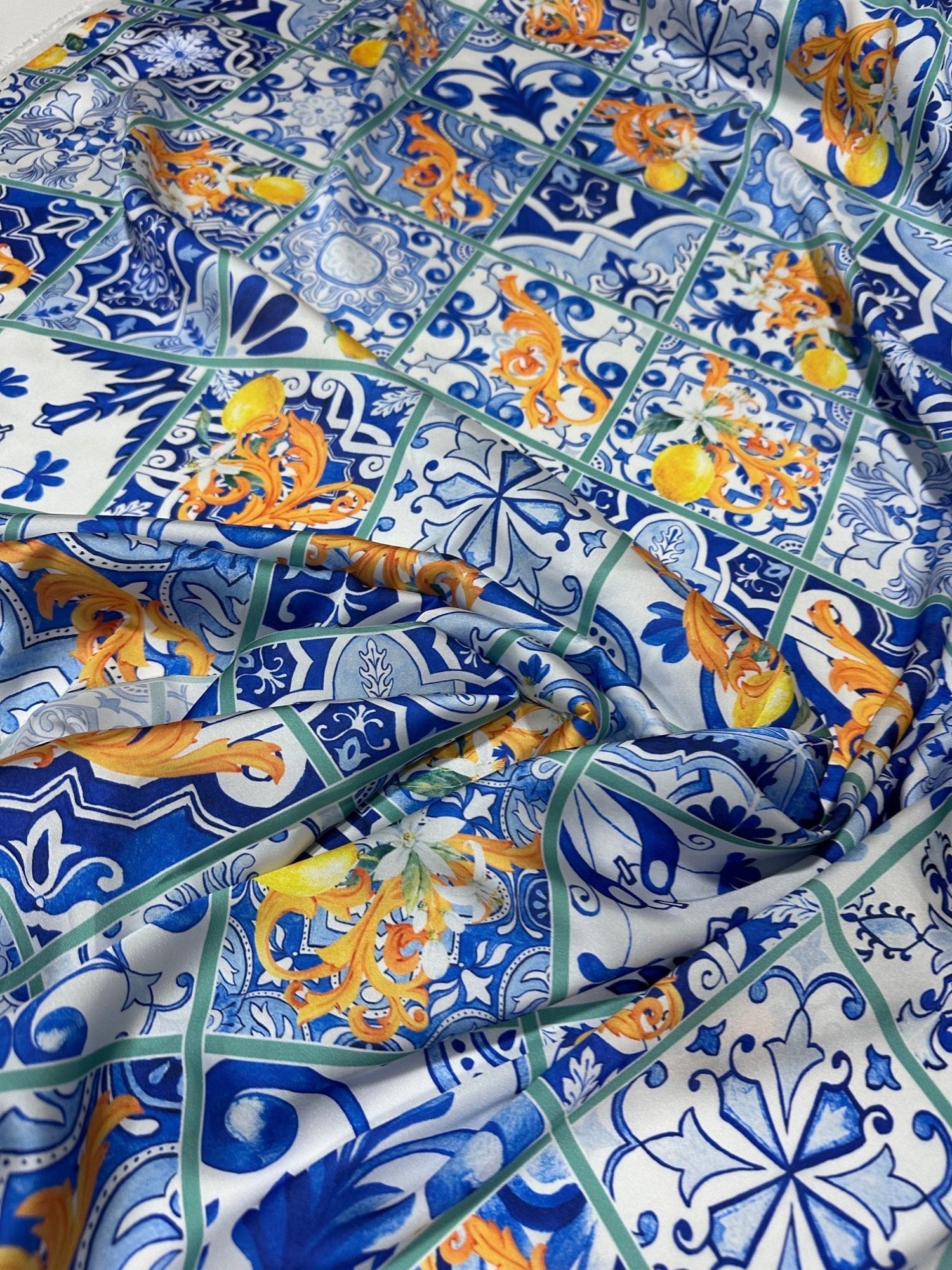 Majolica Pattern Fabric, Lemons On Luxury Fabric - Whotex Online Fabric Store