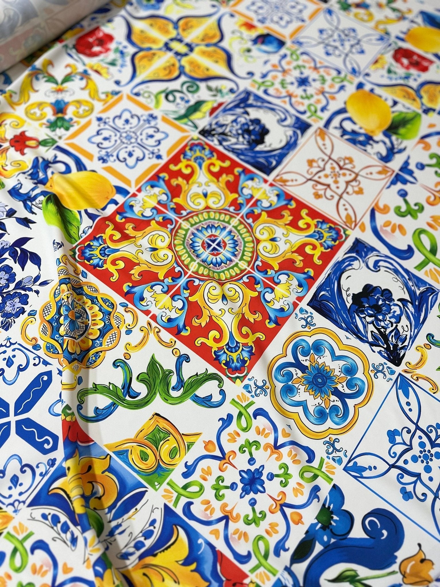Majolica Pattern Fabric, Luxury Fabric By The Yard - Whotex Online Fabric Store