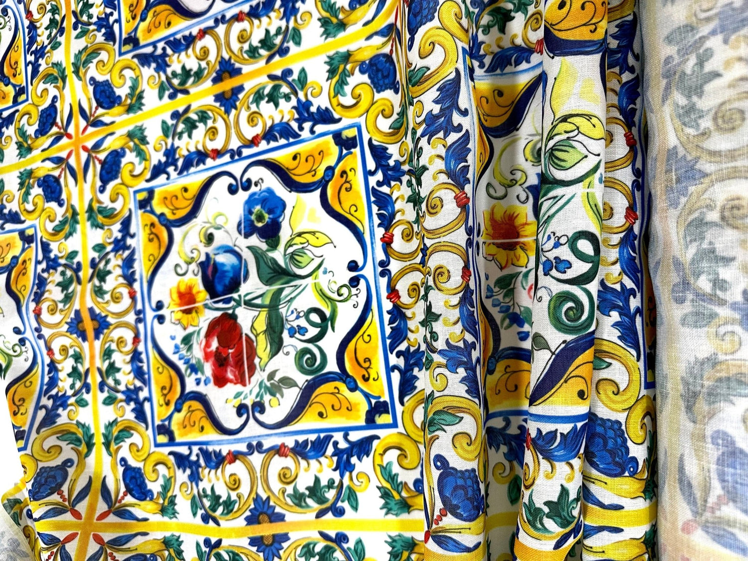 Majolica Pattern Linen Fabric, Blue and Yellow Fabric - Whotex Online Fabric Store