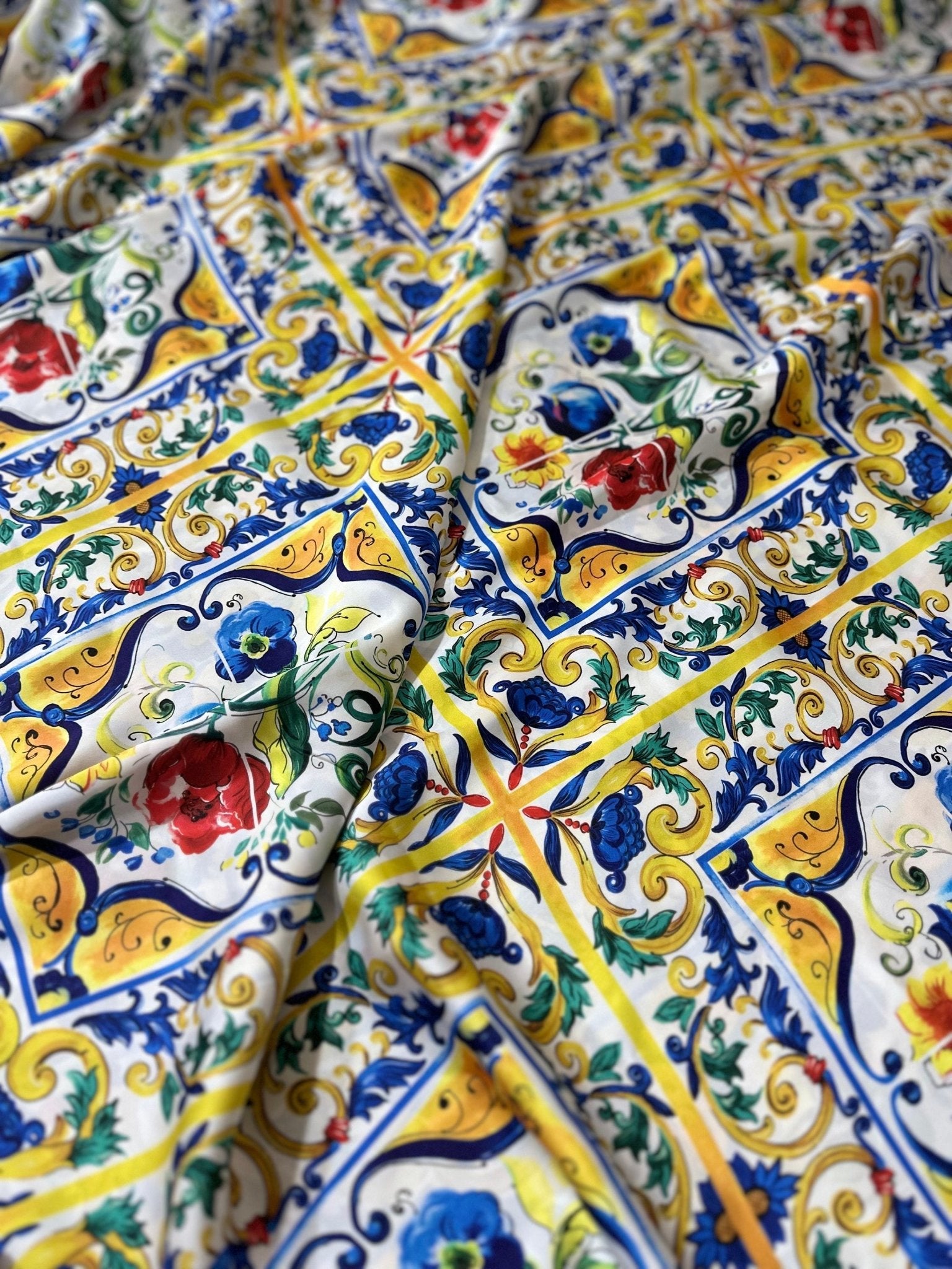 Majolica Pattern Silky Satin Fabric - Whotex