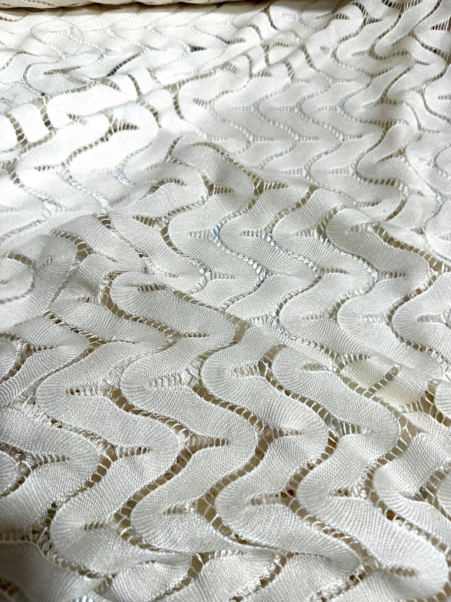 Mesh Fabric, Off white color Zigzag Knit Jersey Fabric - Whotex Online Fabric Store