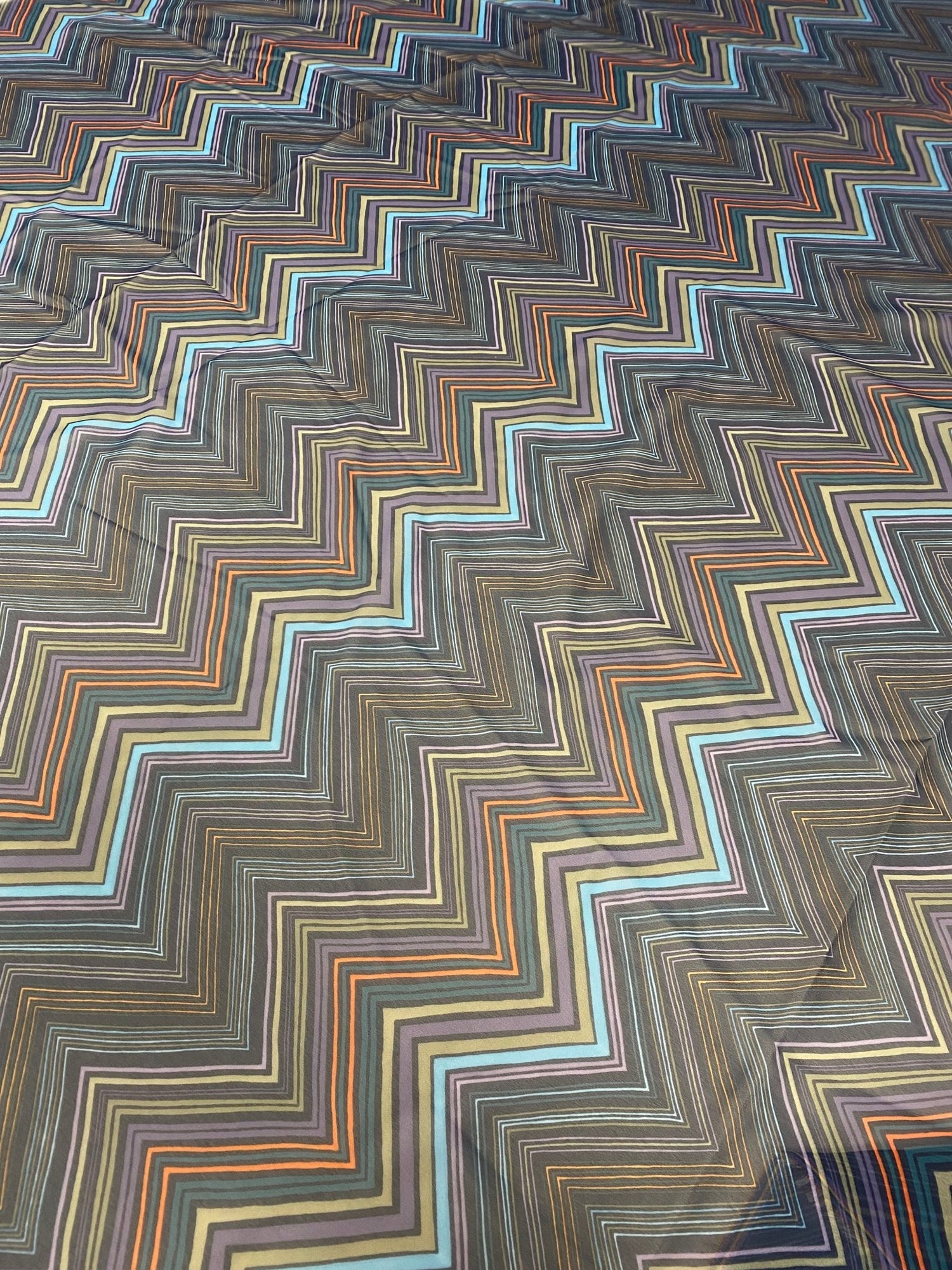Multicolor Zigzag Patterned Fabric - Whotex Online Fabric Store