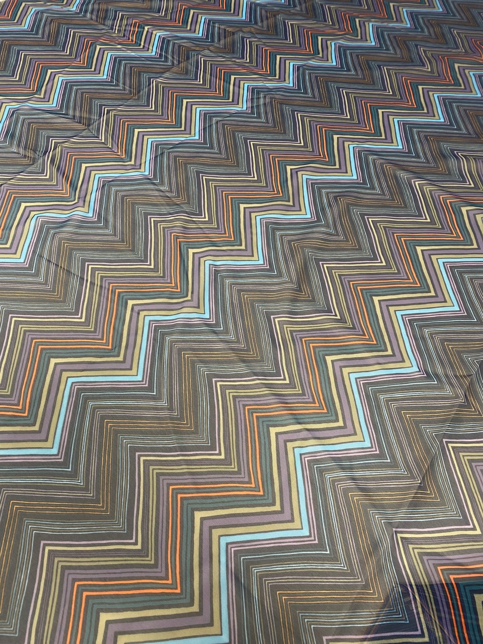 Multicolor Zigzag Patterned Fabric - Whotex Online Fabric Store
