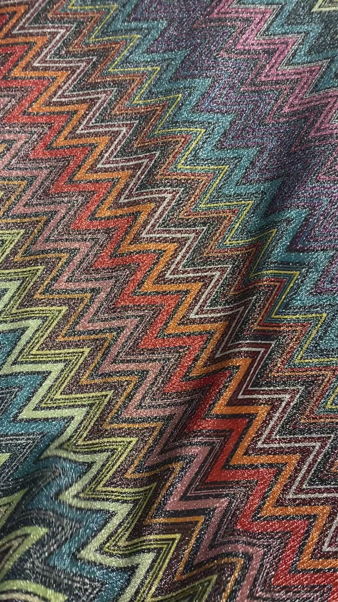 Multicolor Zigzag Pattern Woven Fabric