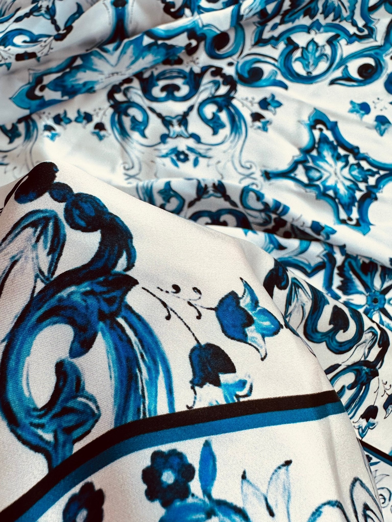 Pure Silk Fabric, Majolica Pattern Silk Satin Fabric, 14 mome Silk Fabric, italyan Silk - Whotex