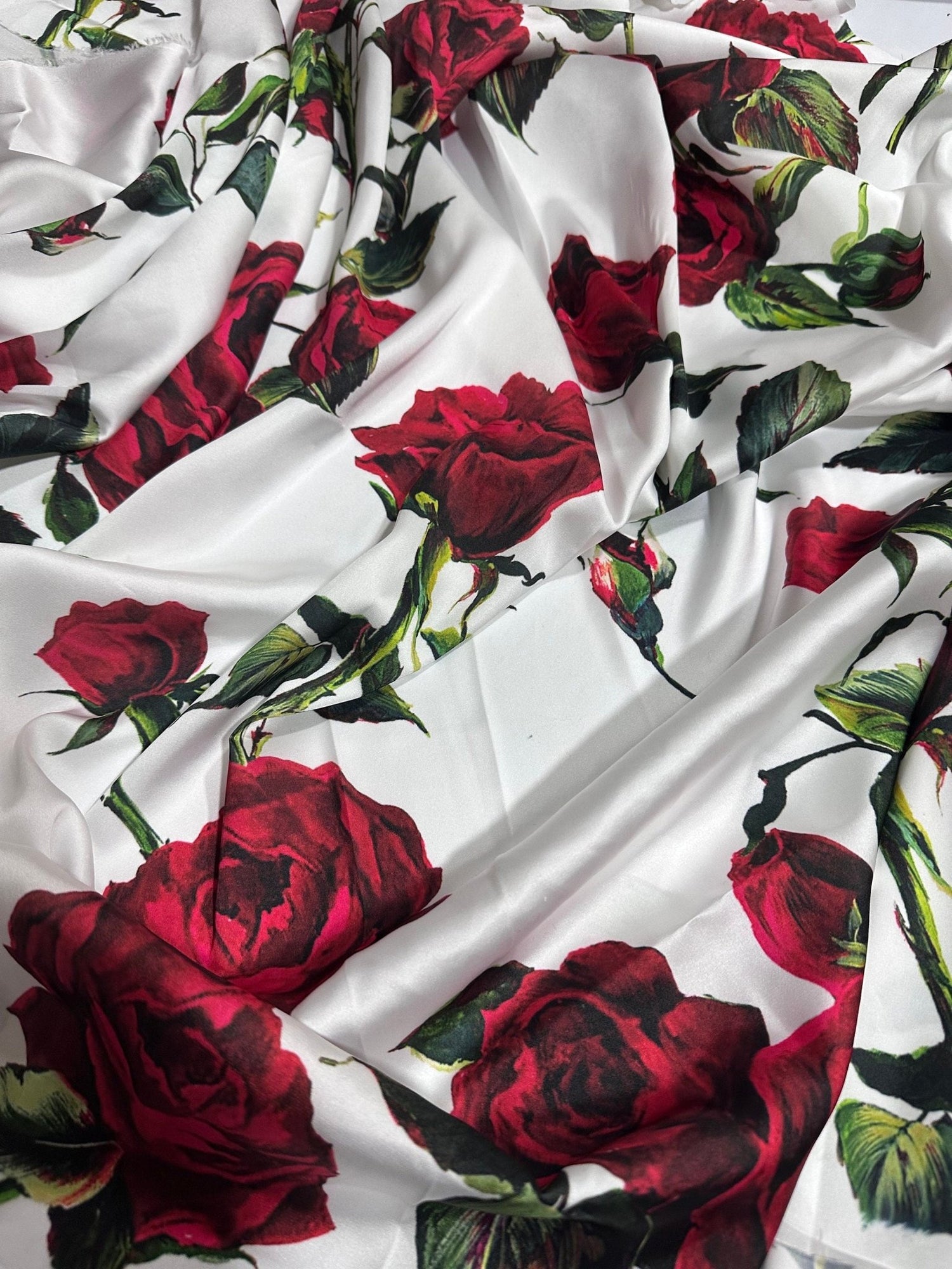 Red Rose Pattern Fabric, White Color Fabric - Whotex Online Fabric Store