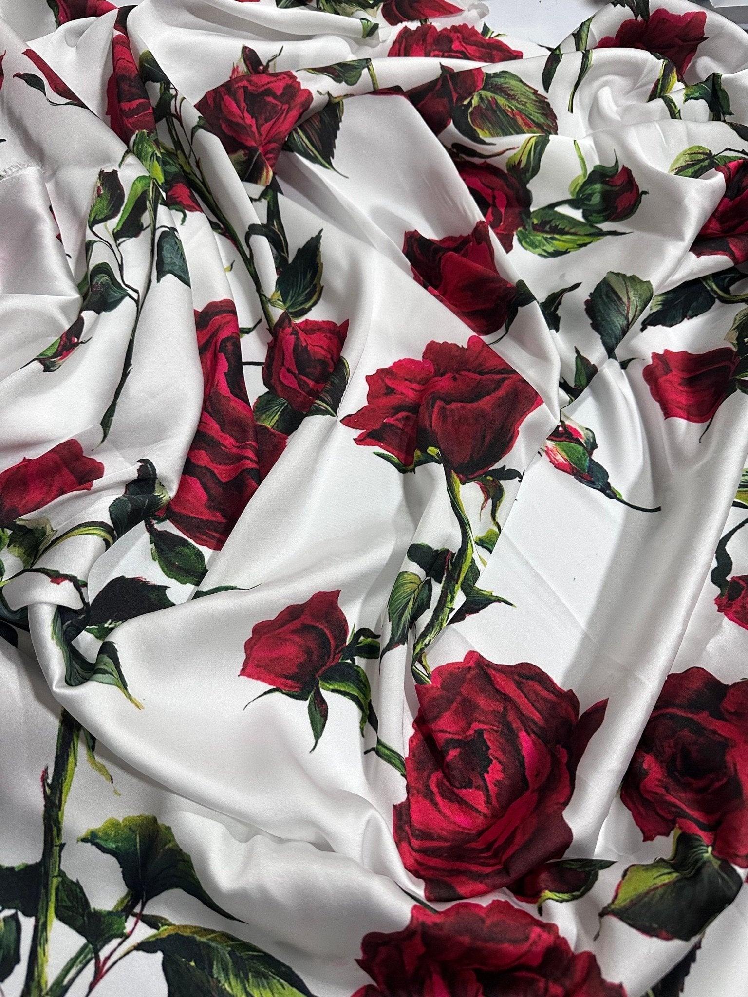 Red Rose Pattern Fabric, White Color Fabric - Whotex Online Fabric Store