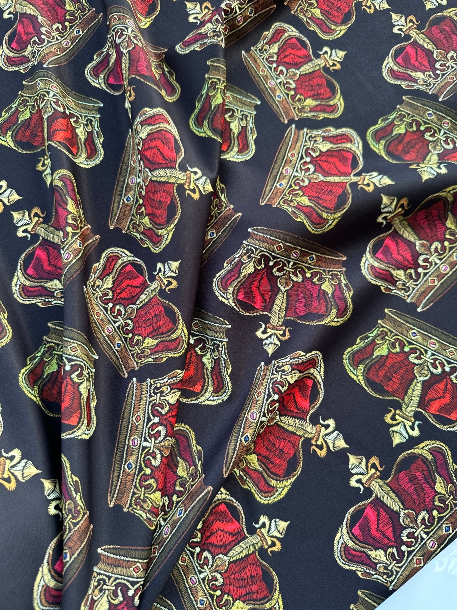 Silky Crepe Fabric, Golden Crown Pattern - Whotex