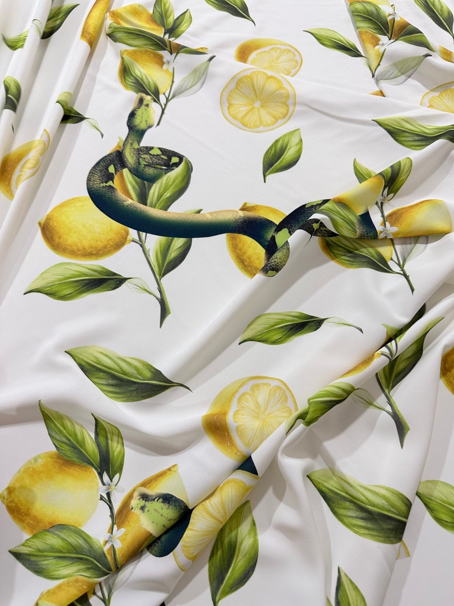 Snake Lemon Pattern Fabric, Lemon Pattern Silky Crepe Fabric - Whotex