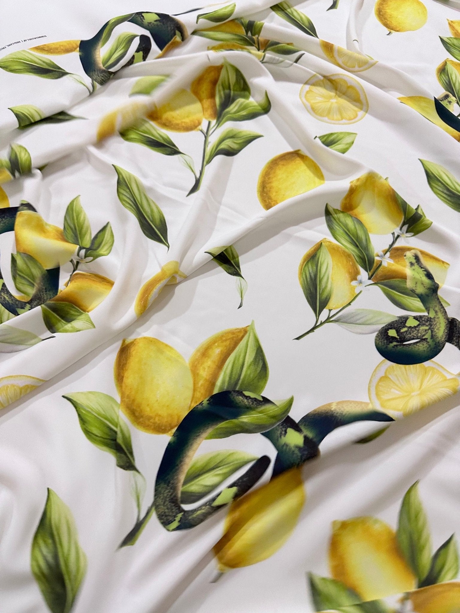 Snake Lemon Pattern Fabric, Lemon Pattern Silky Crepe Fabric - Whotex