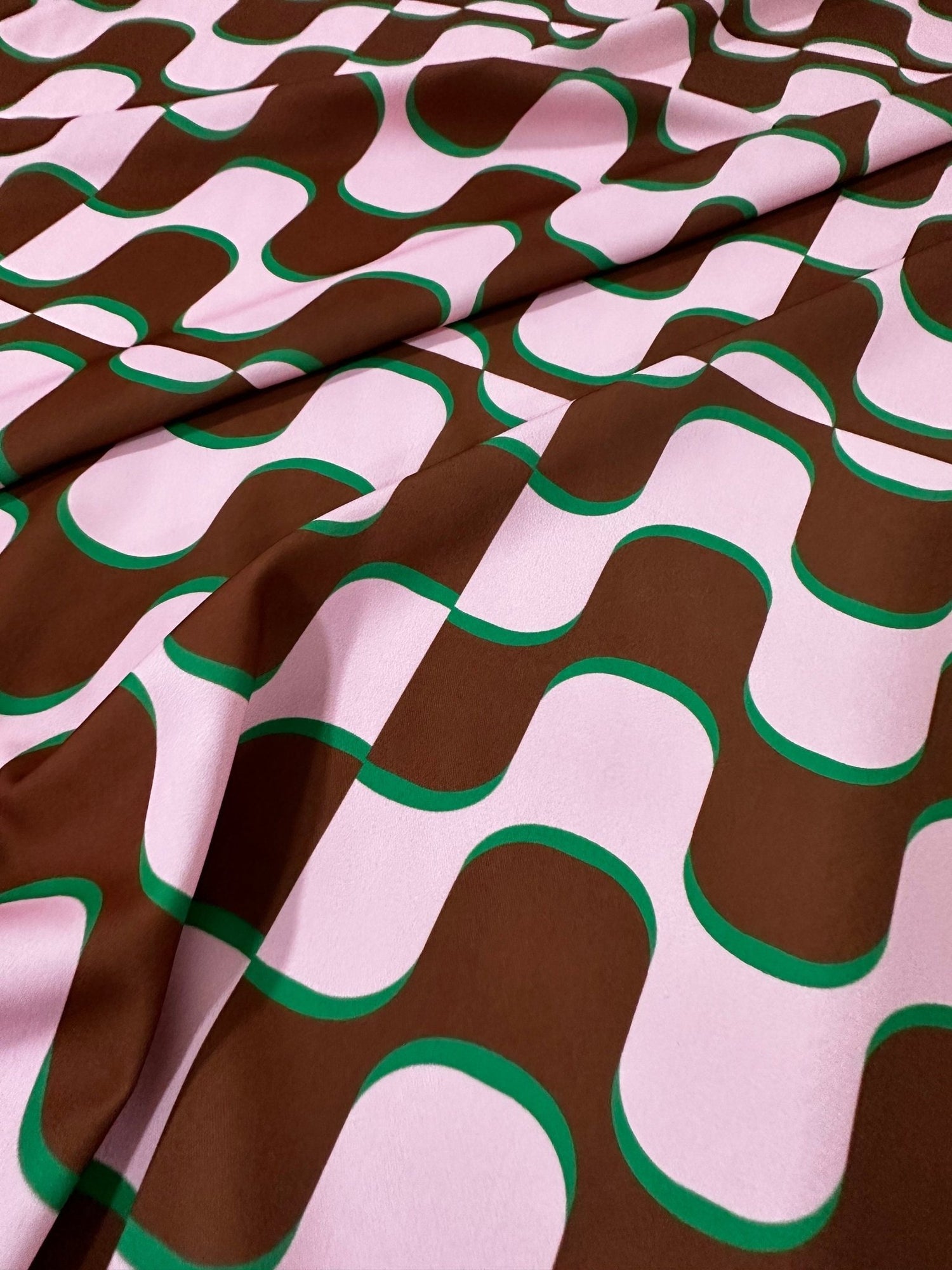 Vintage Fattern Fabric, Pink Brown Wave Pattern, 60s and 70s Style - Whotex Online Fabric Store