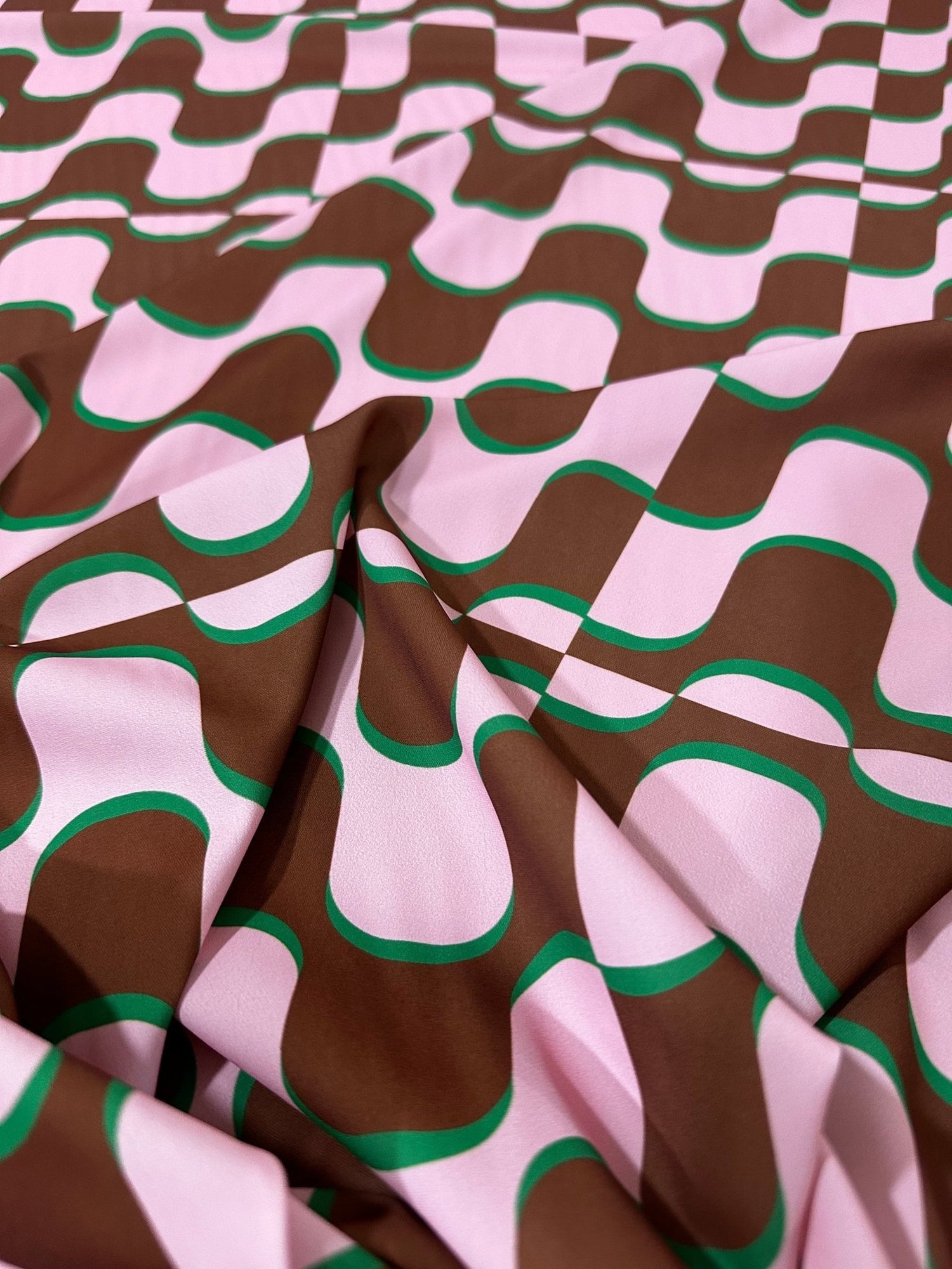Vintage Fattern Fabric, Pink Brown Wave Pattern, 60s and 70s Style - Whotex Online Fabric Store