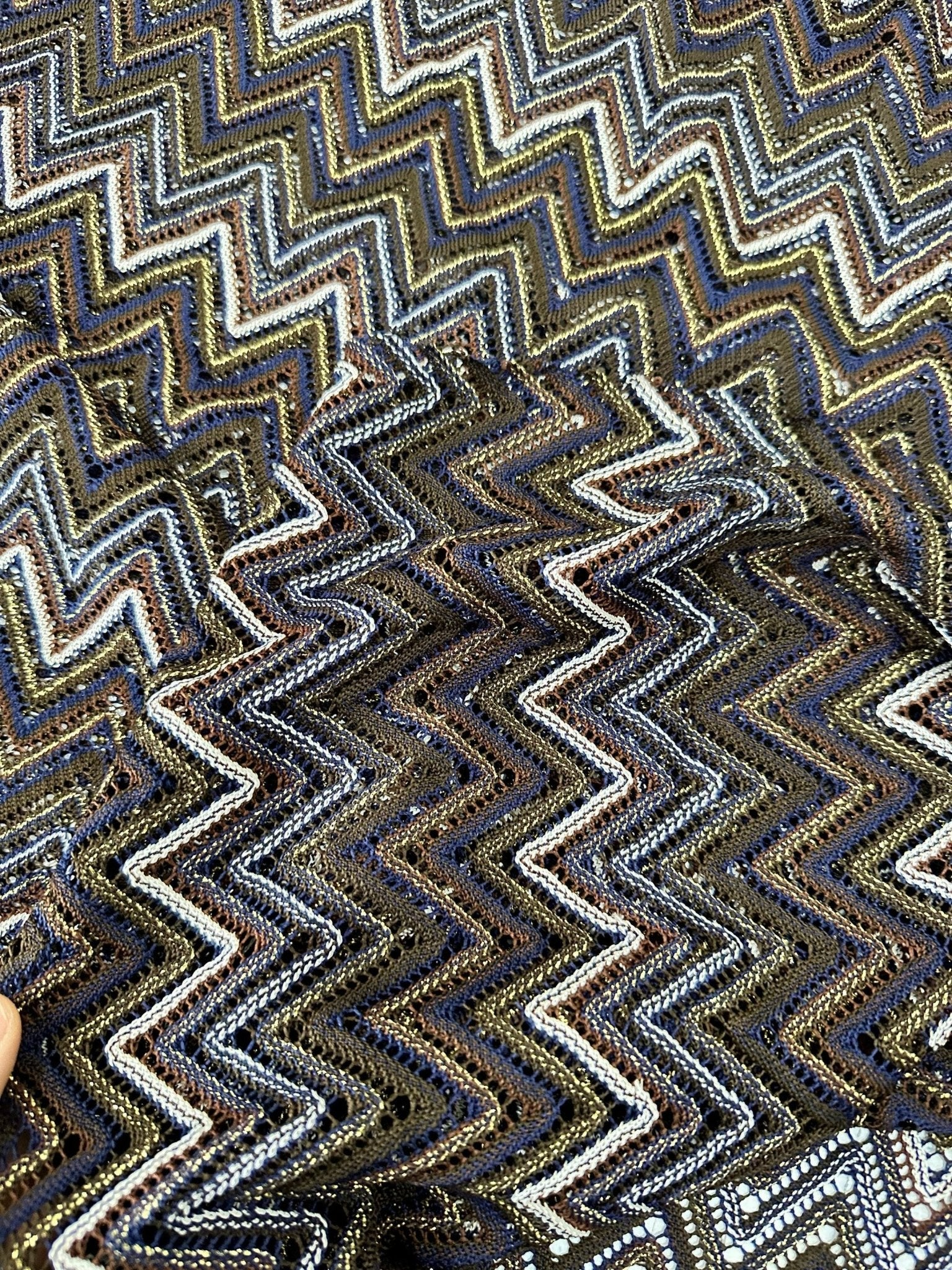 Zigzag Knited fabric, Shimmer Elastic jersey, Luxury Fabric, italian zigzag, dress, shirt, craft, blouse - Whotex